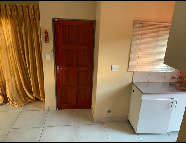 3 BEDROOM HOUSE FOR SALE IN RIVERSIDE VIEW EXT 35